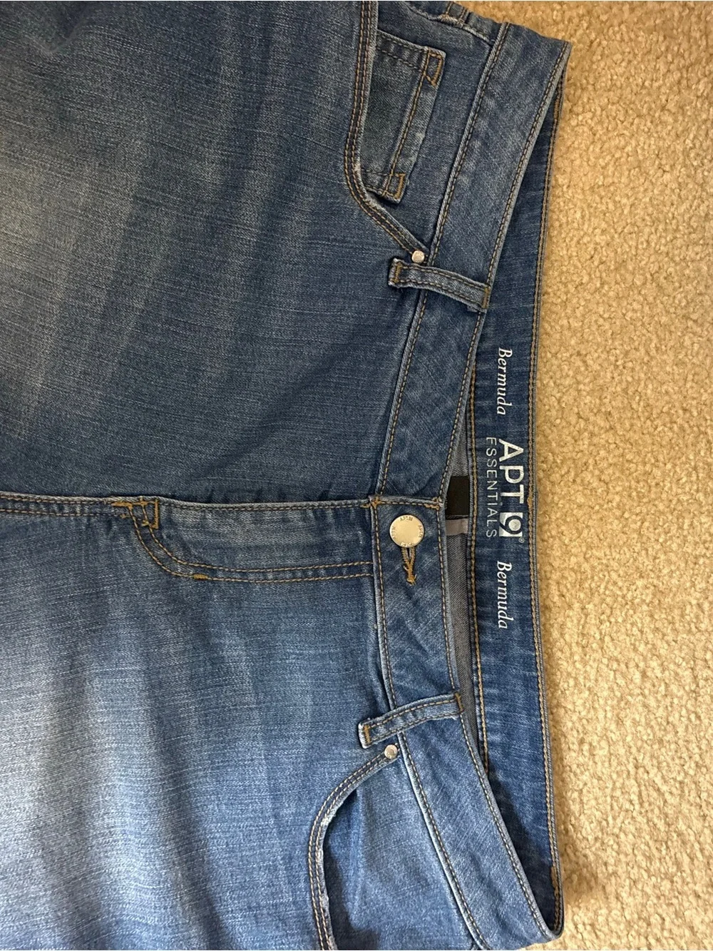 Apt. 9 Women's Light Blue Boyfriend Bermuda Jeans